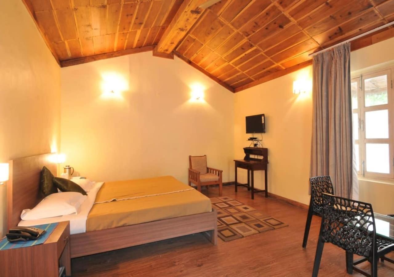 The Lake Resort Naukuchiatal Eksteriør billede